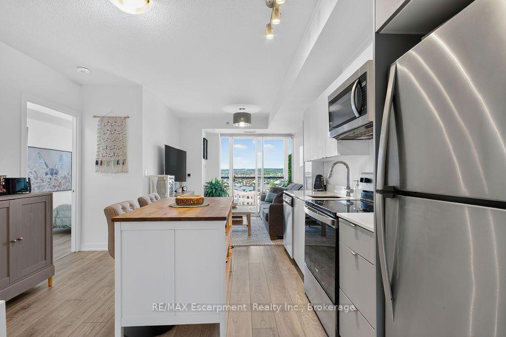 3200-dakota-common-burlington-ontario-w13793162