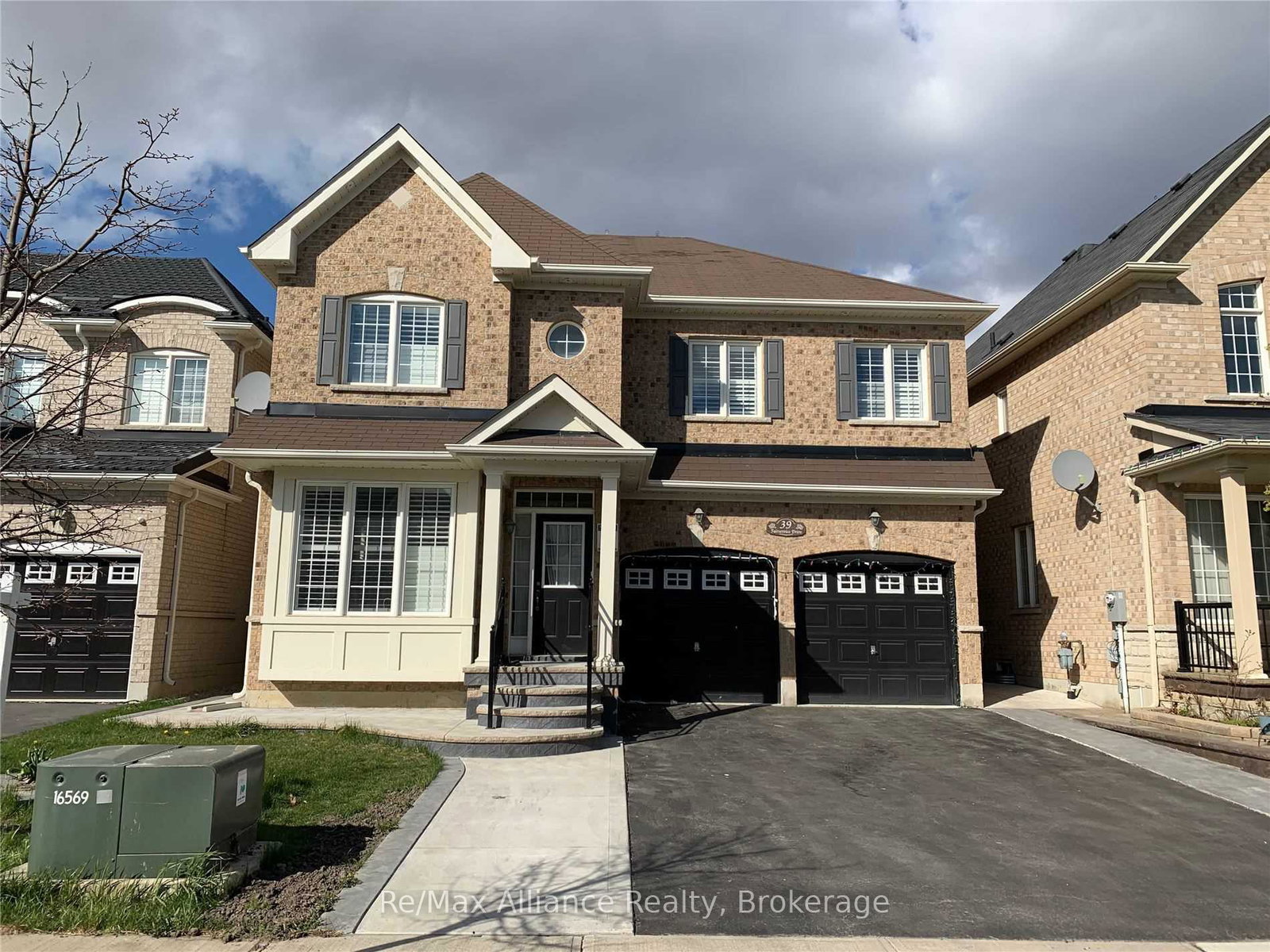 39-fairservice-drive-brampton-ontario-w13793810