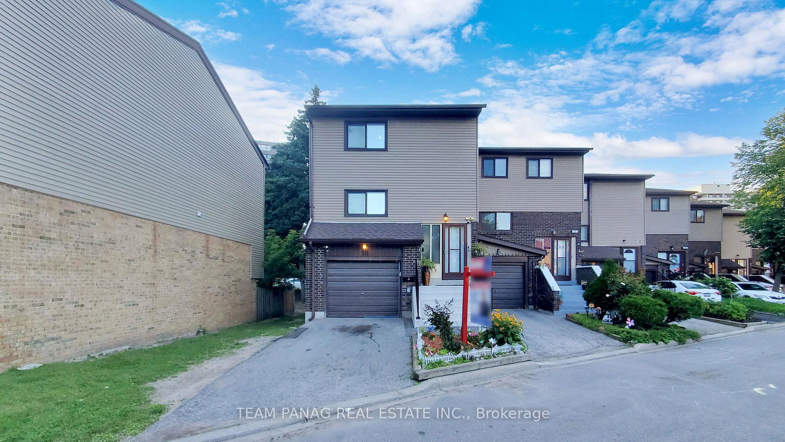 carleton-place-brampton-ontario-w13794046