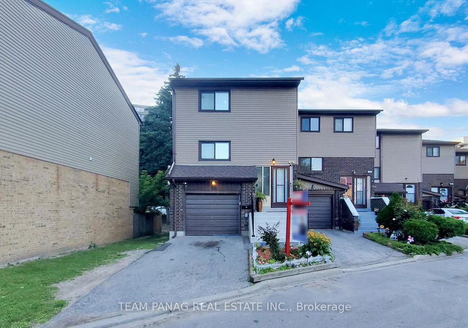 carleton-place-brampton-ontario-w13794046