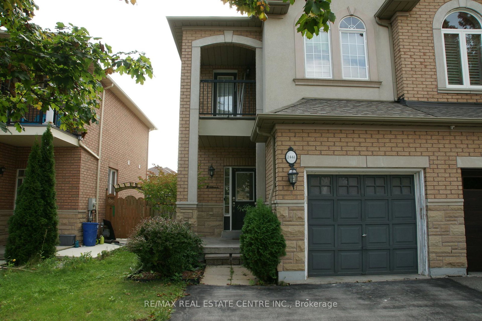 2441-newcastle-crescent-oakville-ontario-w13794172