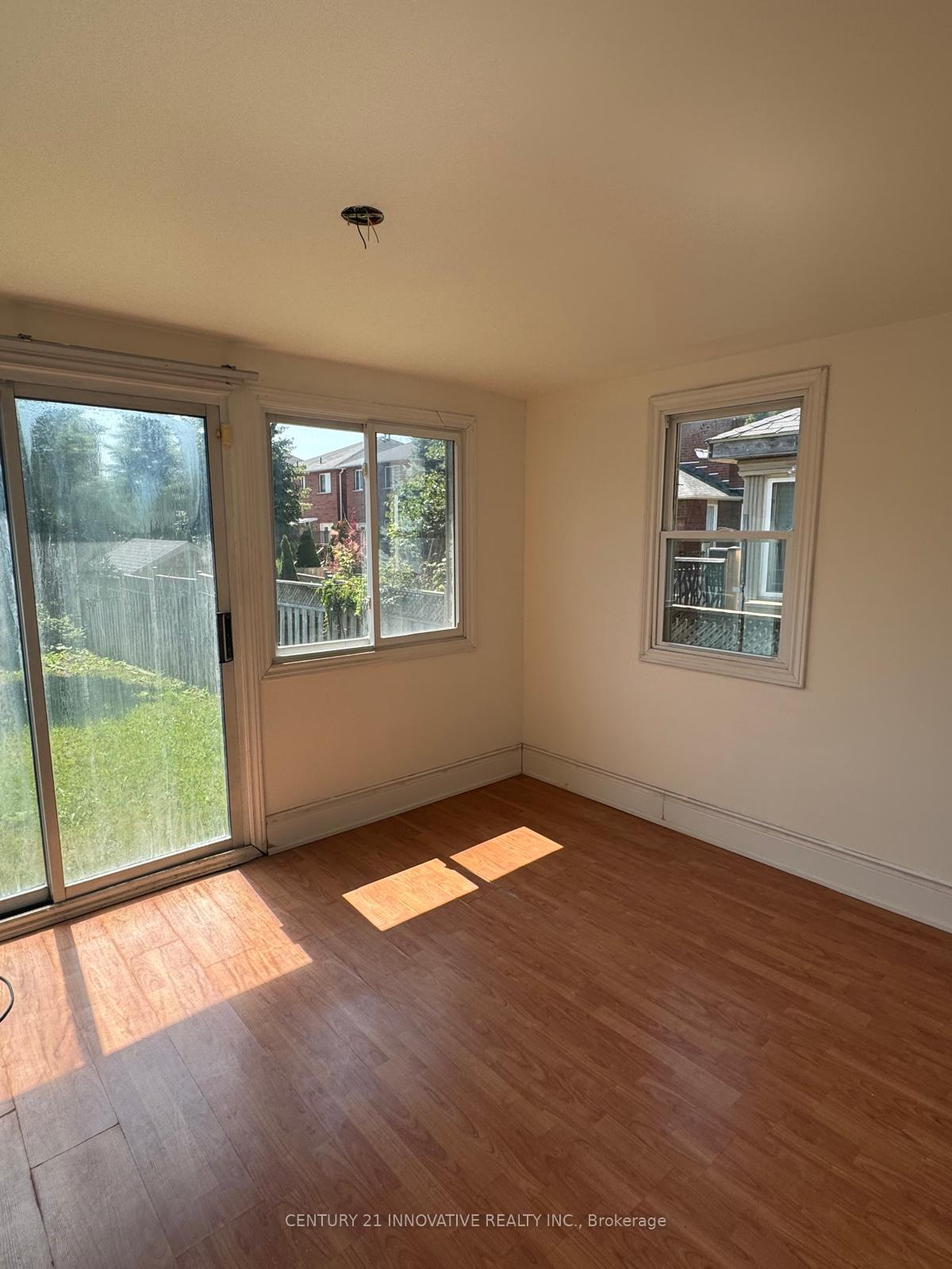 602-lumberton-crescent-mississauga-ontario-w13794182