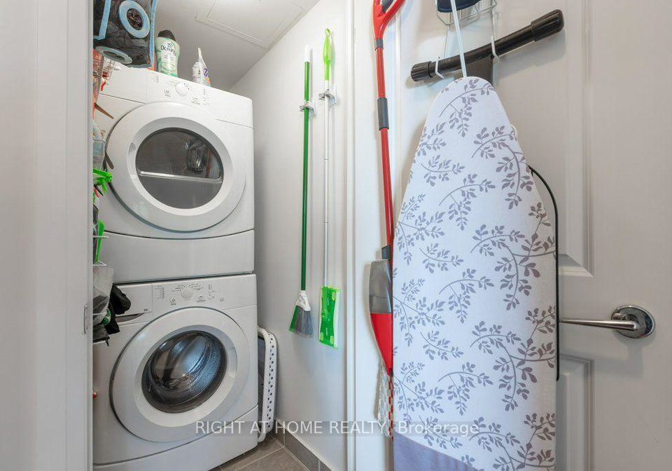 1185-the-queensway-toronto-etobicoke-ontario-w13794294