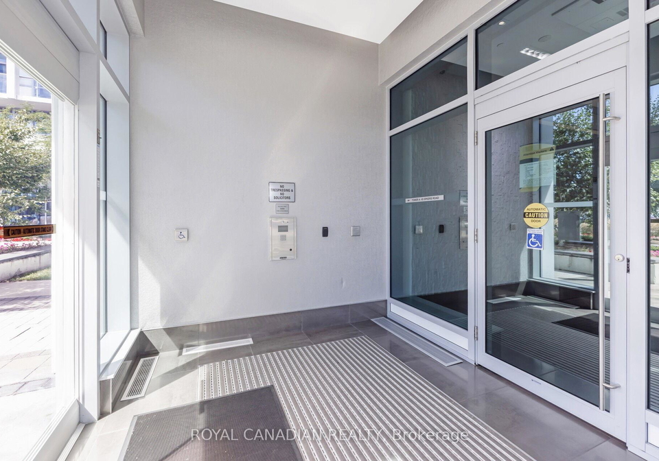 55-speers-road-oakville-ontario-w13794352