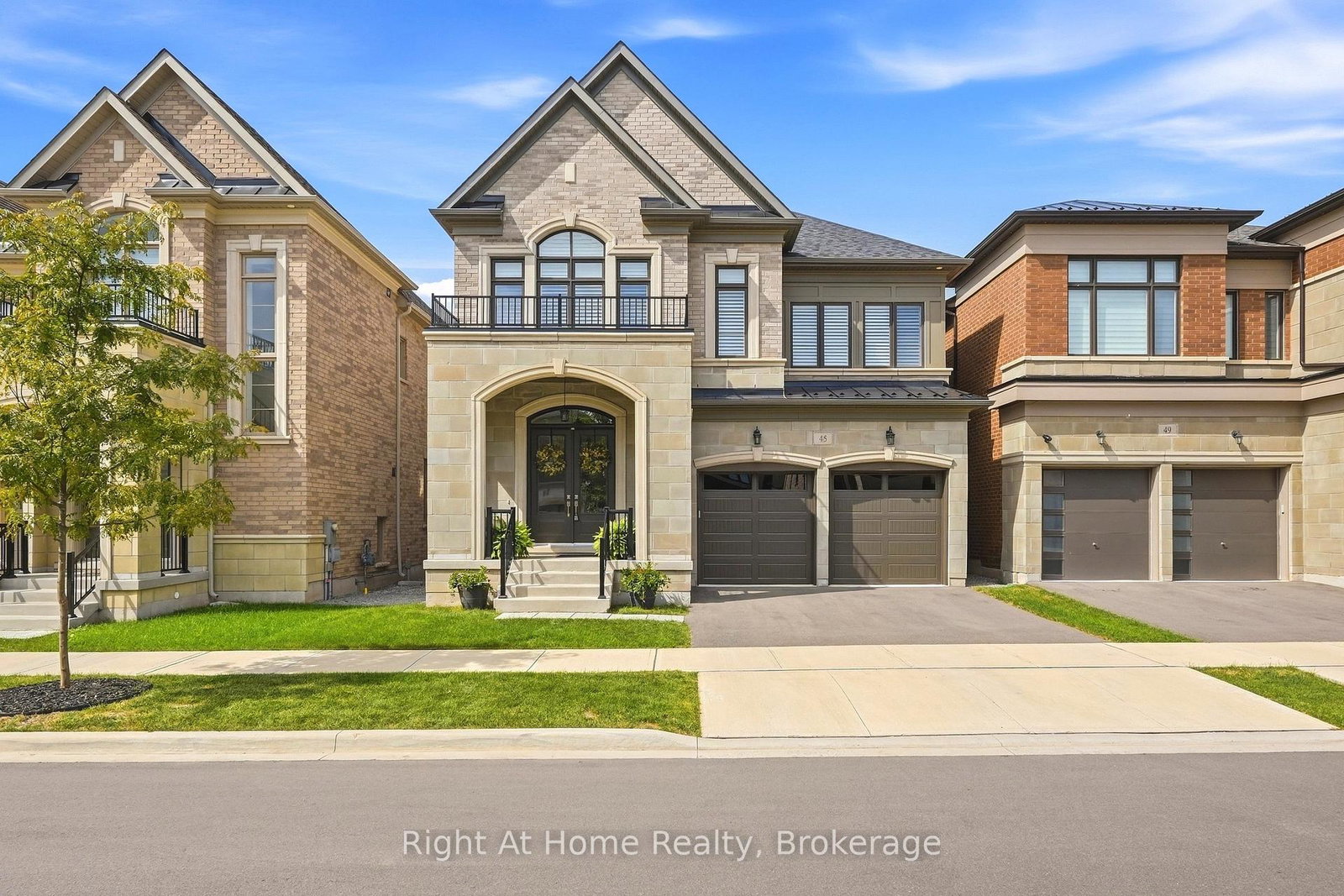 45-boulton-trail-oakville-ontario-w13794888