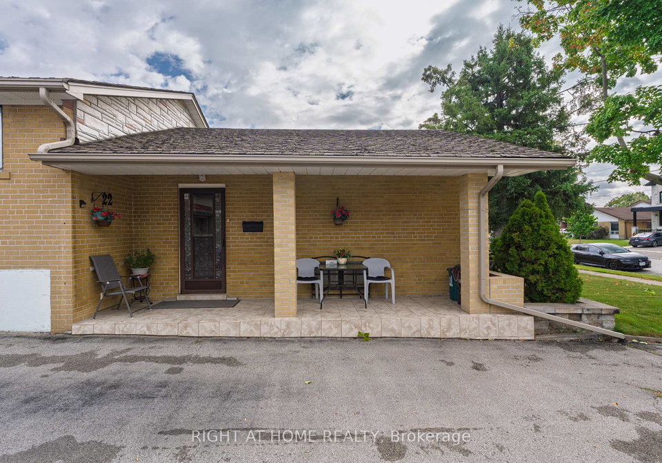 22-monterrey-drive-toronto-etobicoke-ontario-w13794996