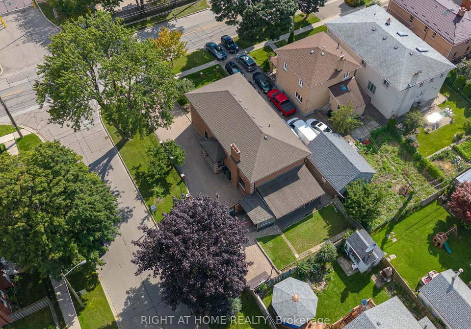 102-judson-street-toronto-etobicoke-ontario-w13795074