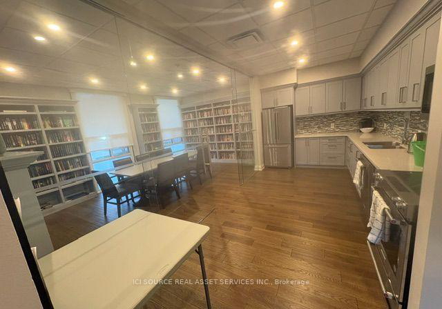 50-quebec-avenue-toronto-toronto-ontario-w13795146