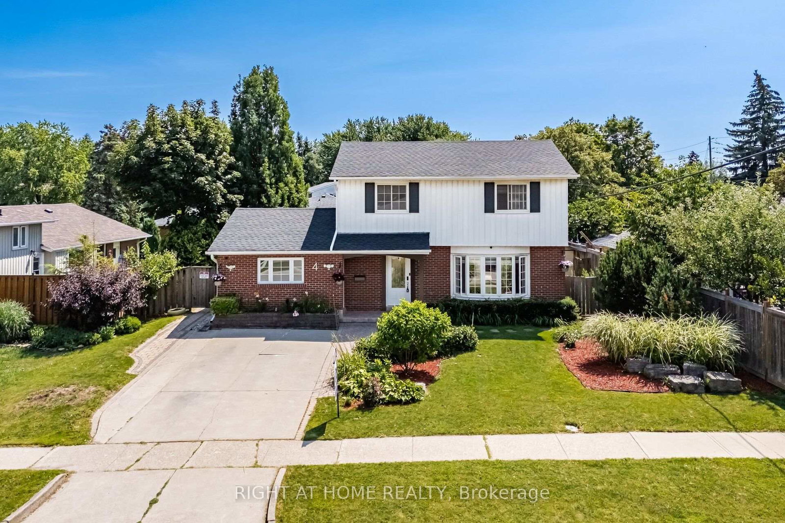 4-rosefield-drive-halton-hills-ontario-w13795240