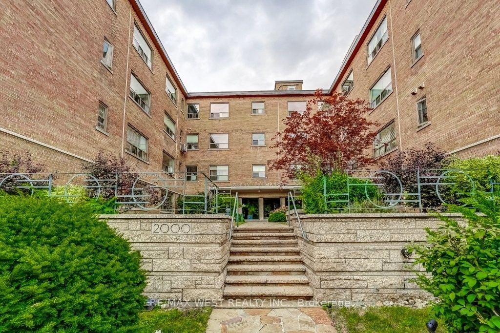 2000-bloor-street-w-toronto-toronto-ontario-w13795390