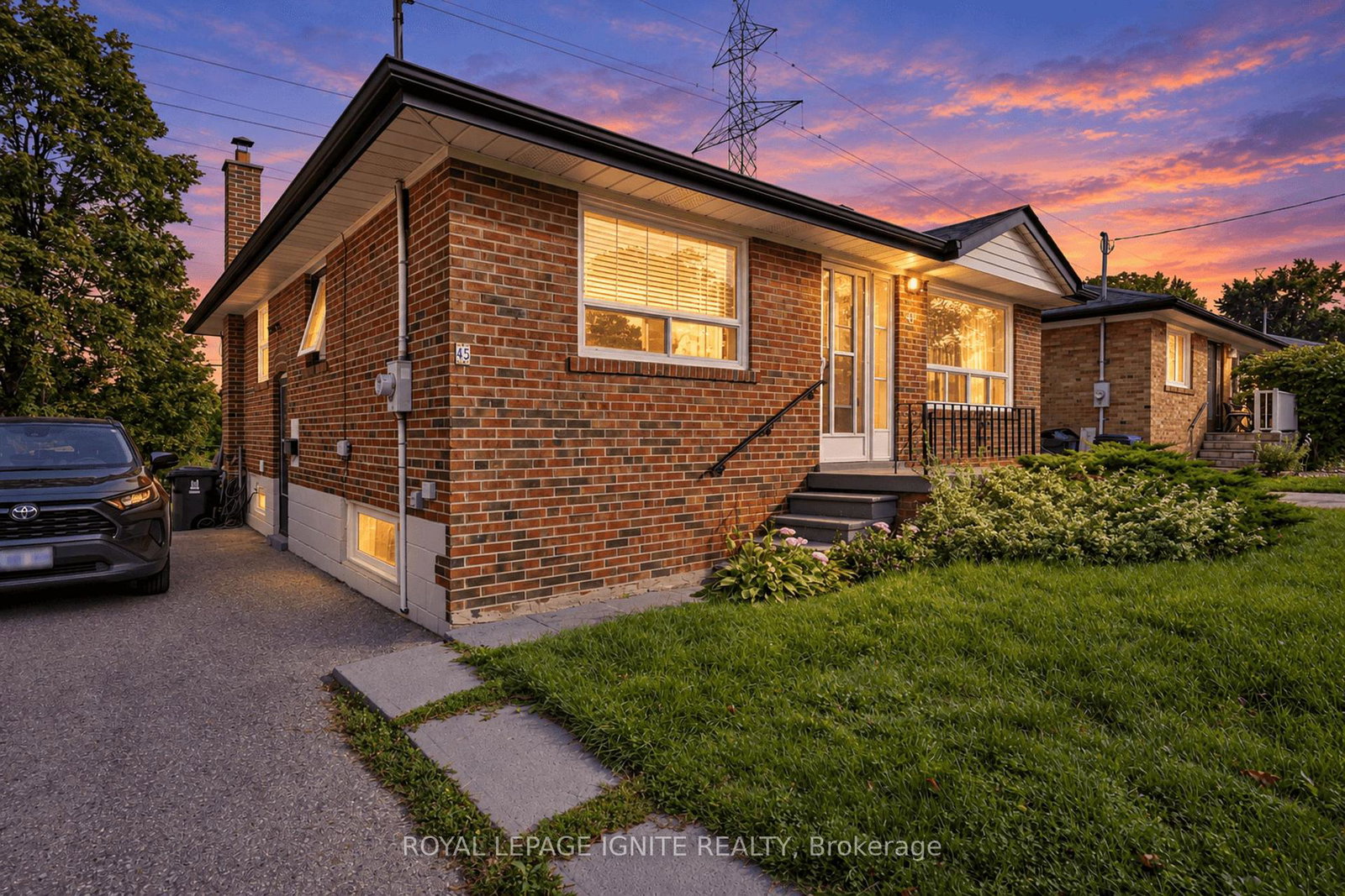 45-redwater-drive-toronto-etobicoke-ontario-w13795804