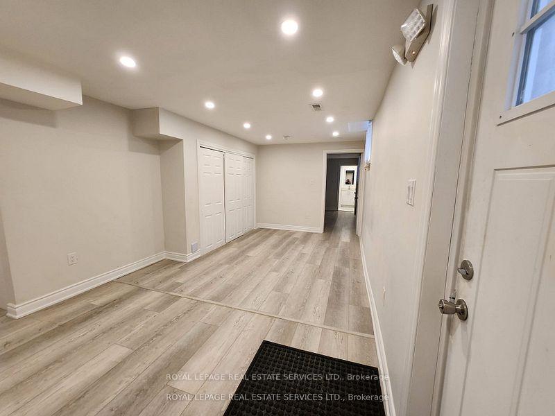 1447-santa-rosa-court-mississauga-ontario-w13795876
