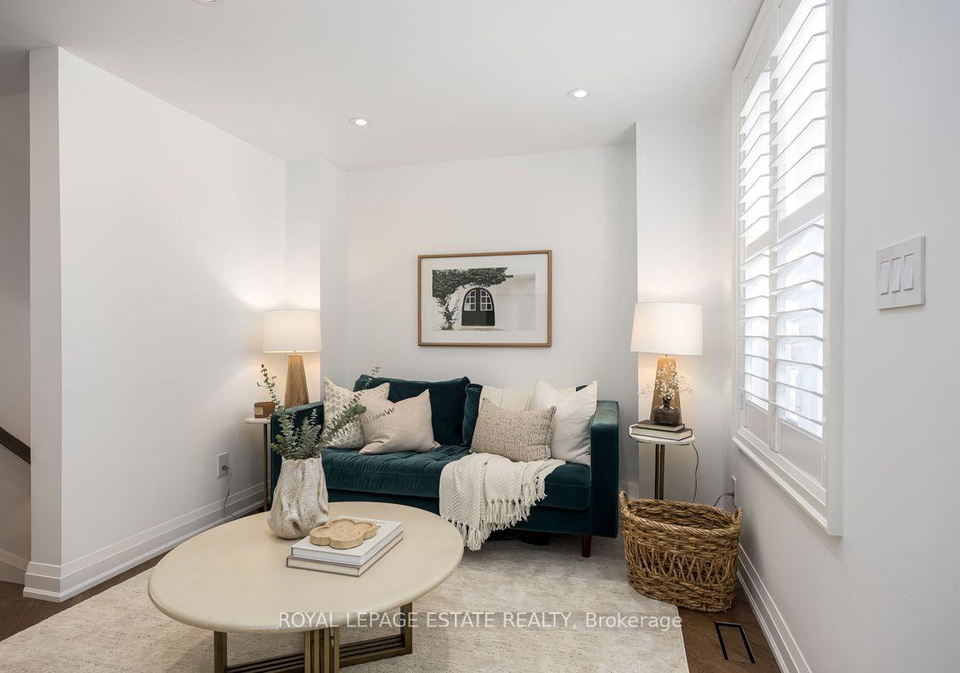 370-silverthorn-avenue-toronto-toronto-ontario-w13796062
