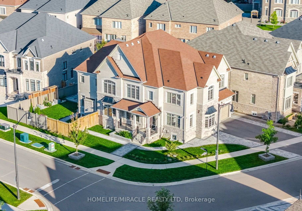 7-anatolia-street-brampton-ontario-w13796104