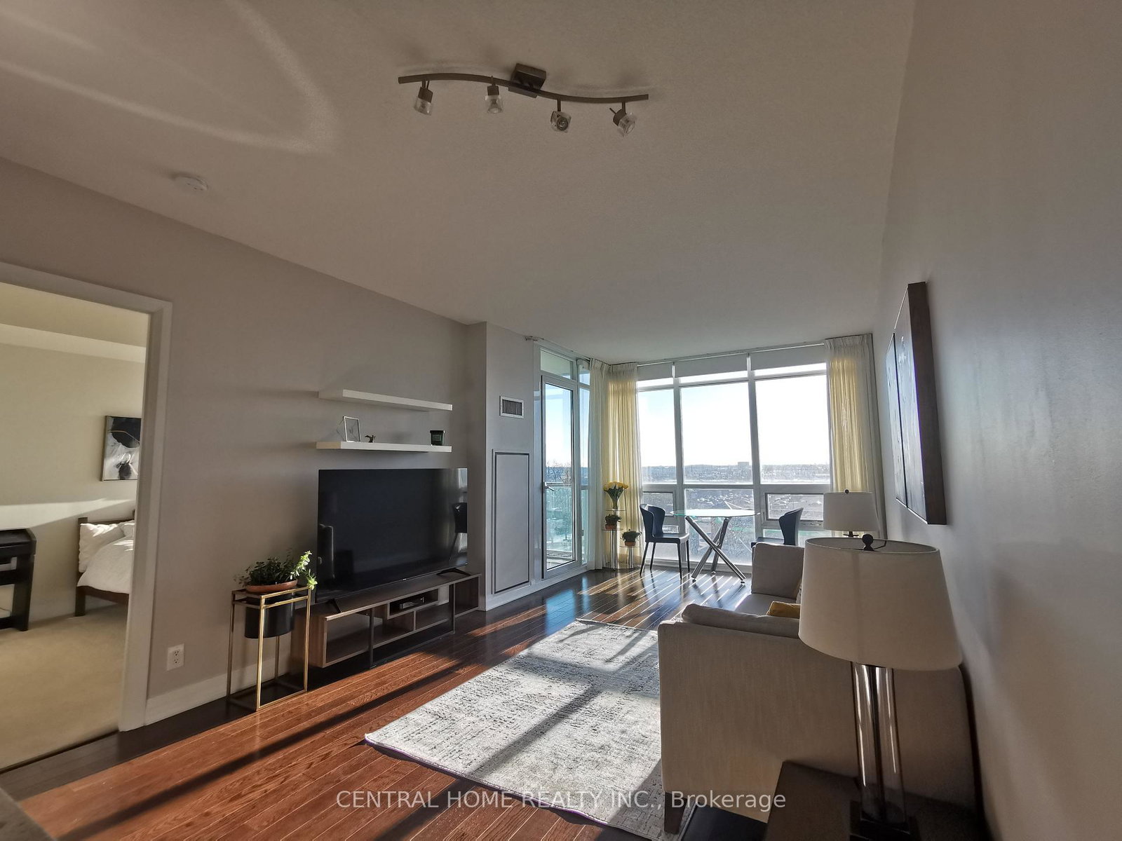 1055-southdown-road-mississauga-ontario-w13796486