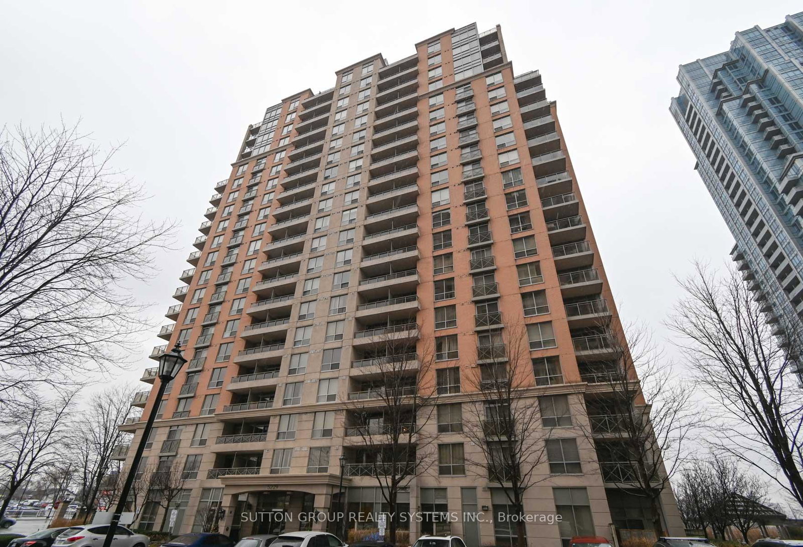 5229-dundas-street-w-toronto-etobicoke-ontario-w13796516