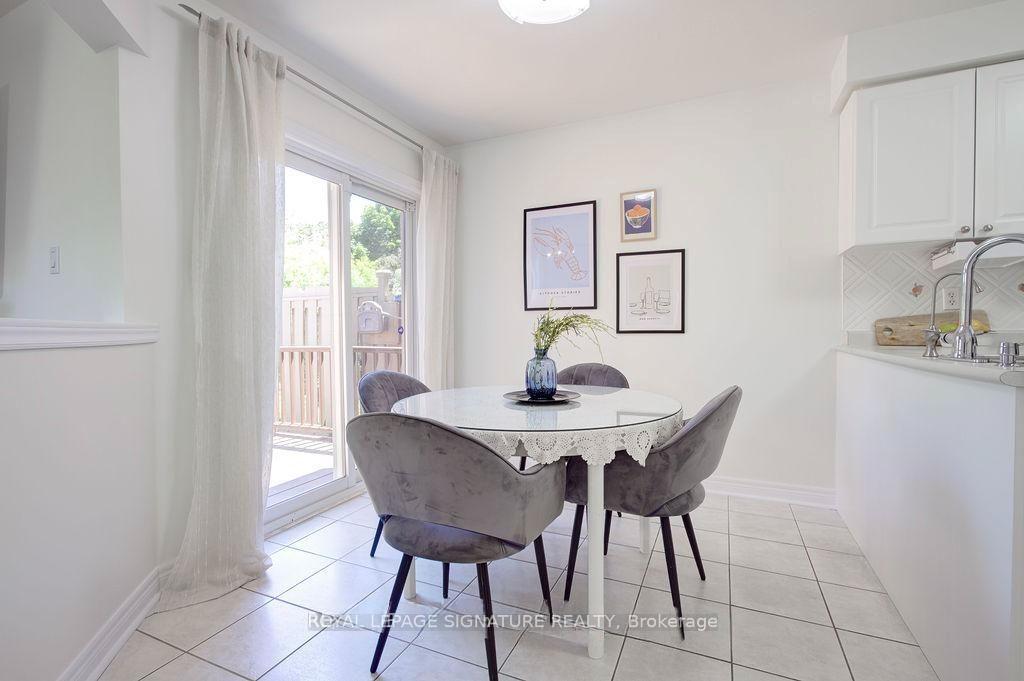 5386-landsborough-avenue-mississauga-ontario-w13796576