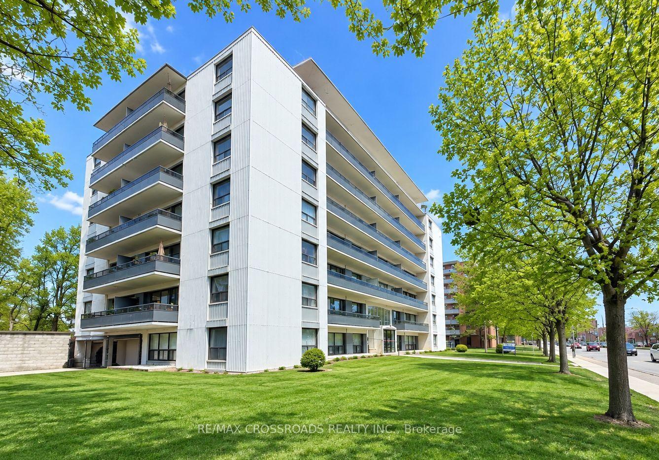 363-lakeshore-road-e-mississauga-ontario-w13796690