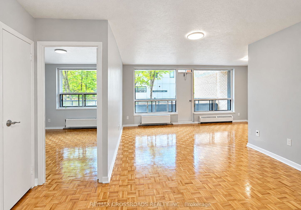 363-lakeshore-road-e-mississauga-ontario-w13796690
