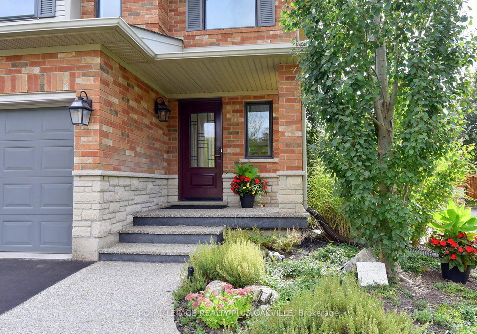546-sandcherry-drive-burlington-ontario-w13796770
