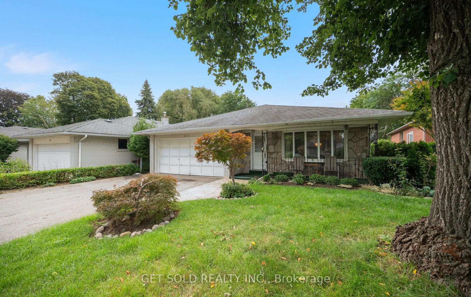 11-parmalea-crescent-toronto-etobicoke-ontario-w13796876