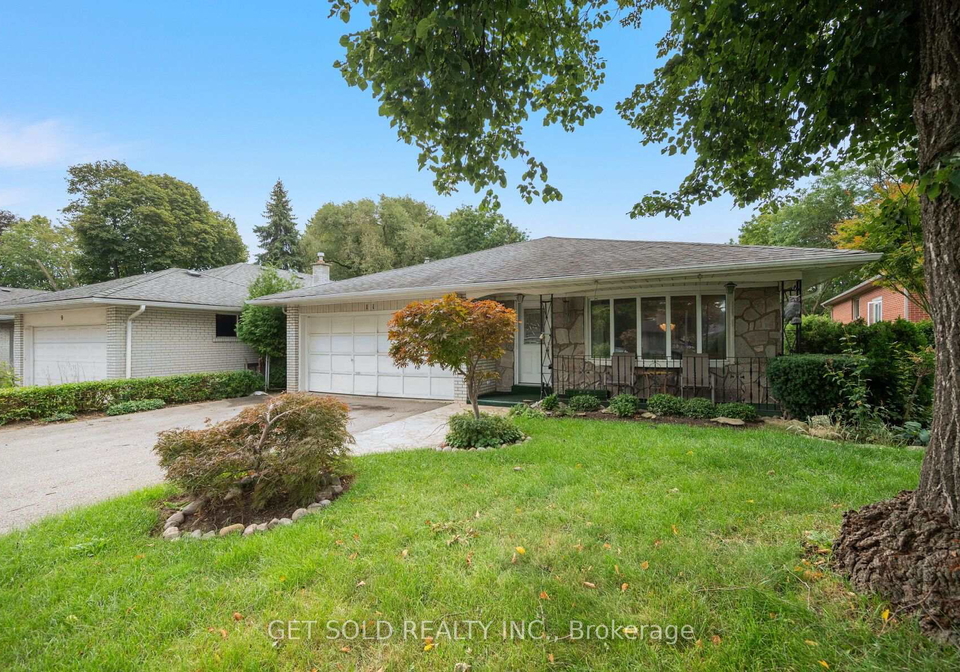 11-parmalea-crescent-toronto-etobicoke-ontario-w13796876