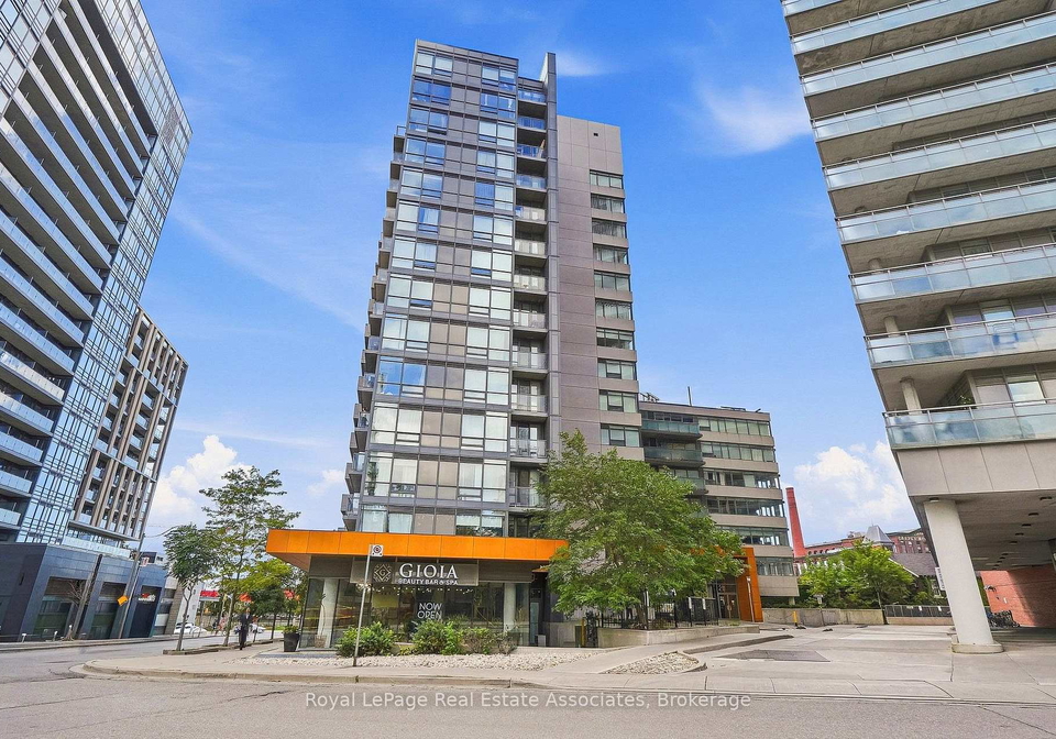 20-joe-shuster-way-toronto-toronto-ontario-w13797036