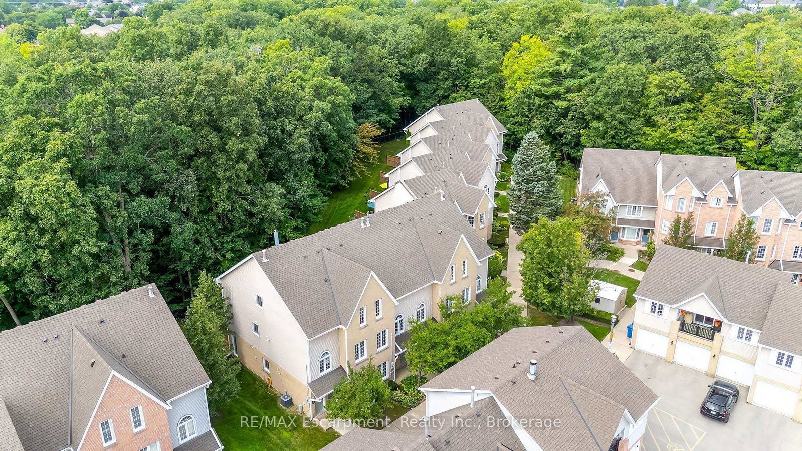 2110-cleaver-avenue-burlington-ontario-w13797144