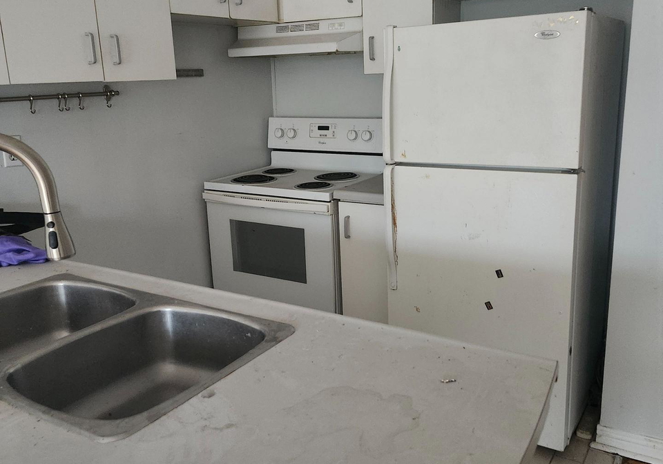 850-ossington-avenue-toronto-toronto-ontario-w13797490