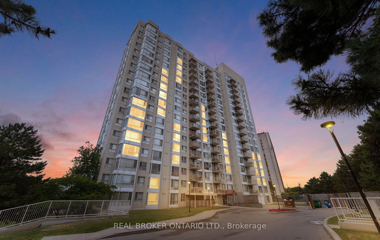 3077-weston-road-toronto-york-ontario-w13797520