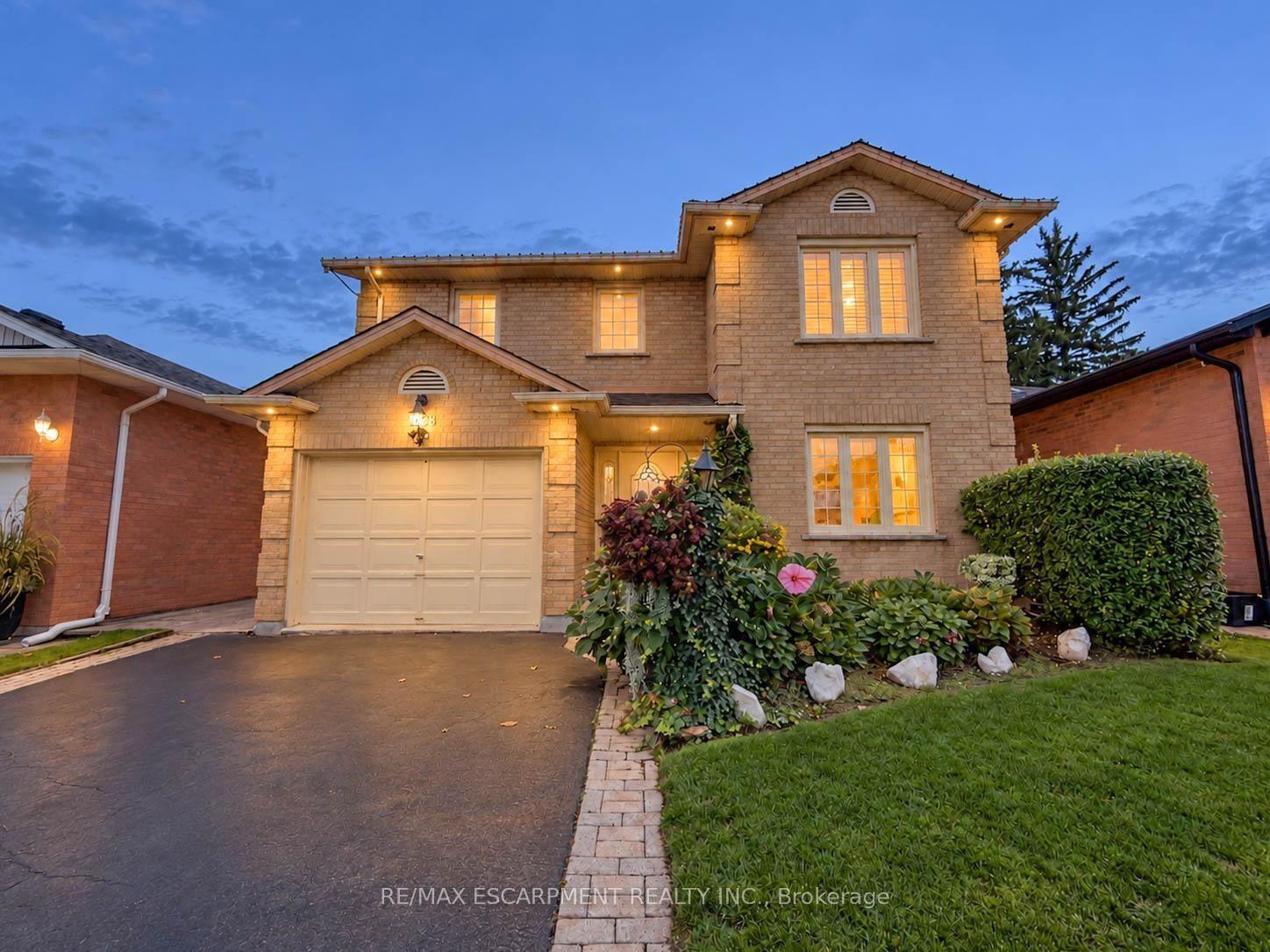 1236-thorpe-road-burlington-ontario-w13797600