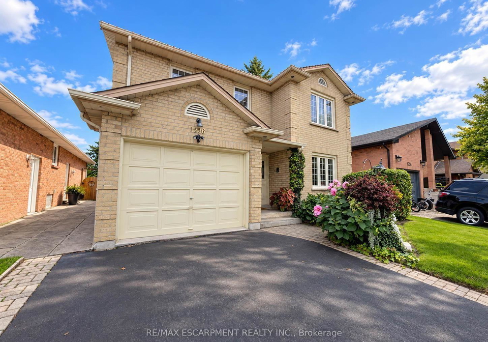 1236-thorpe-road-burlington-ontario-w13797600