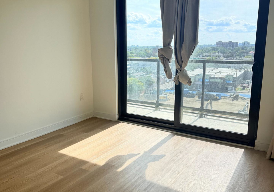 86-dundas-street-e-mississauga-ontario-w13797670