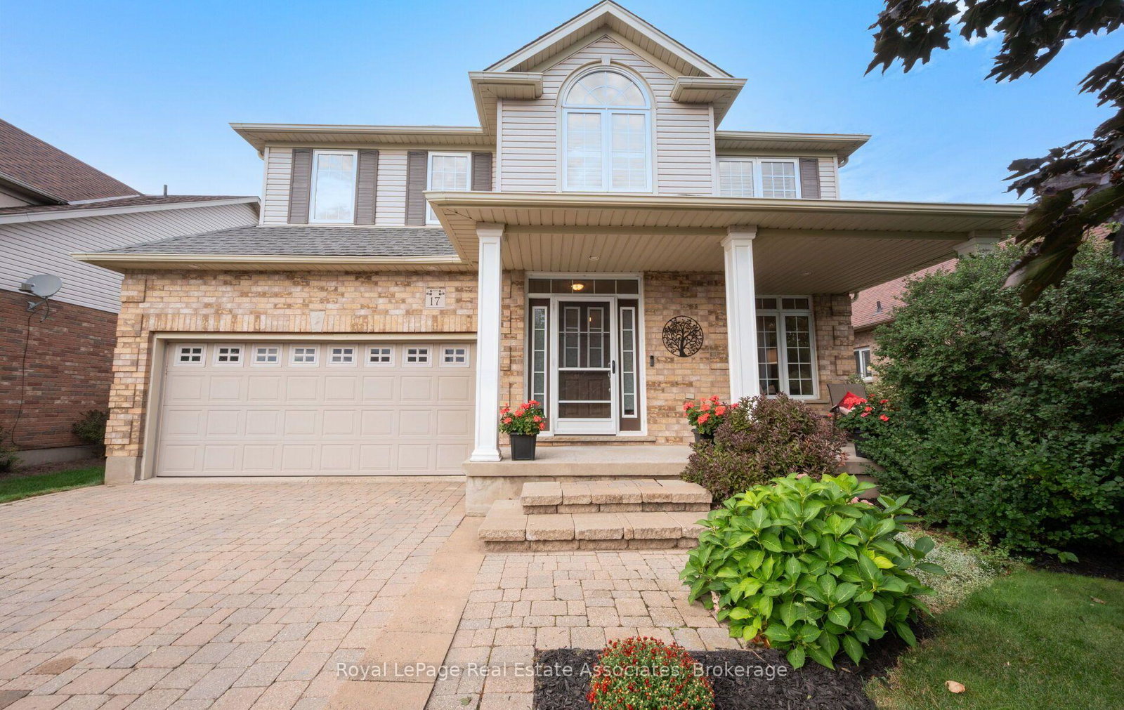 17-nelles-street-halton-hills-ontario-w13797958
