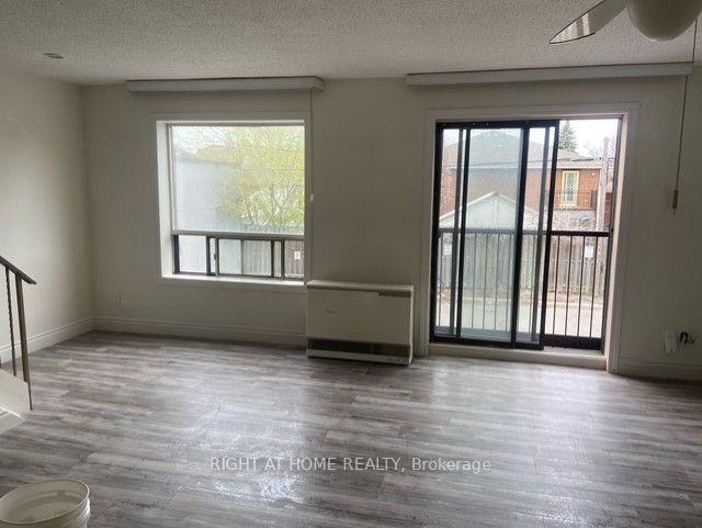 3358-lake-shore-boulevard-w-toronto-etobicoke-ontario-w13798036