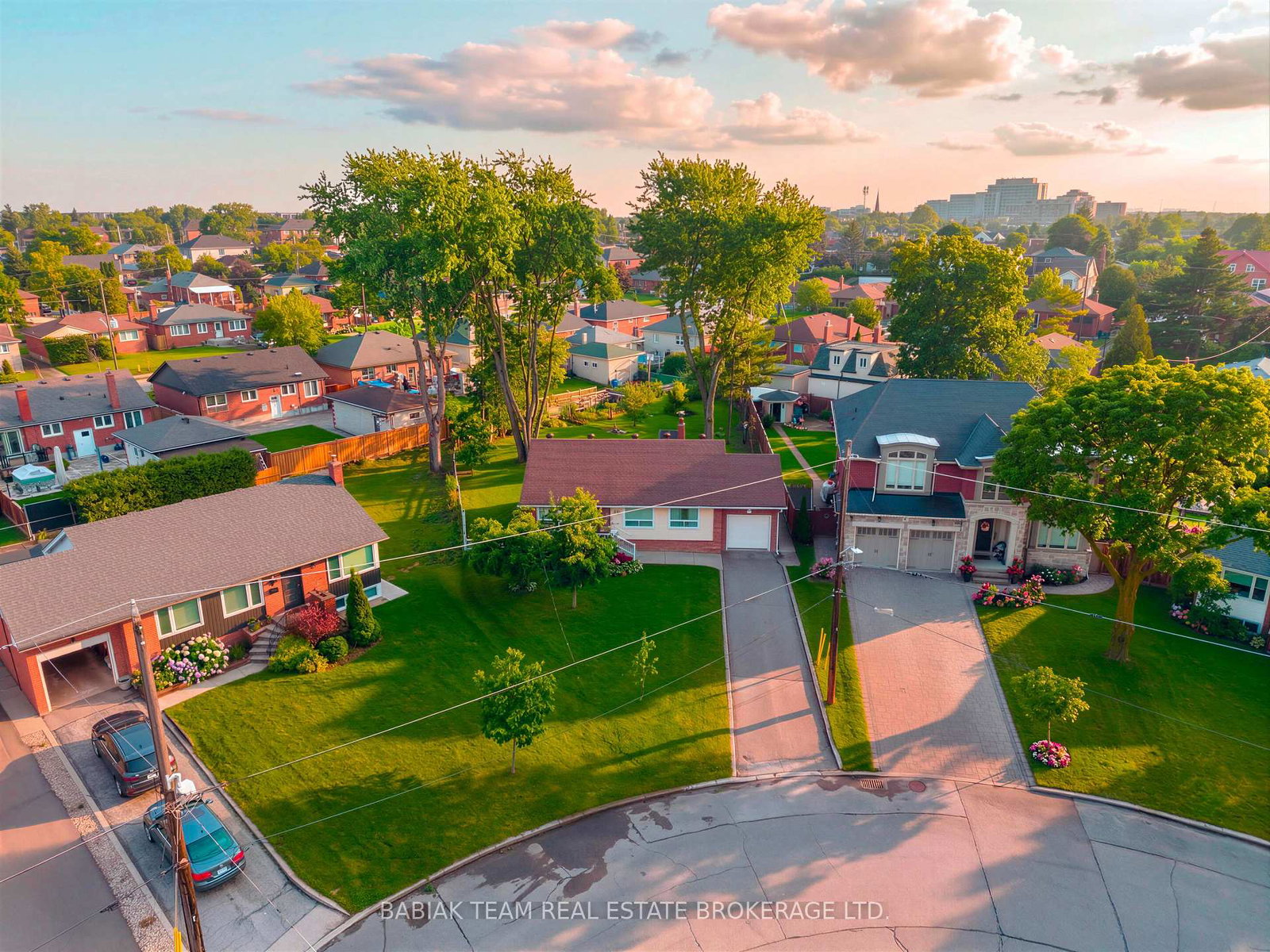 9-camborne-avenue-toronto-york-ontario-w13798374