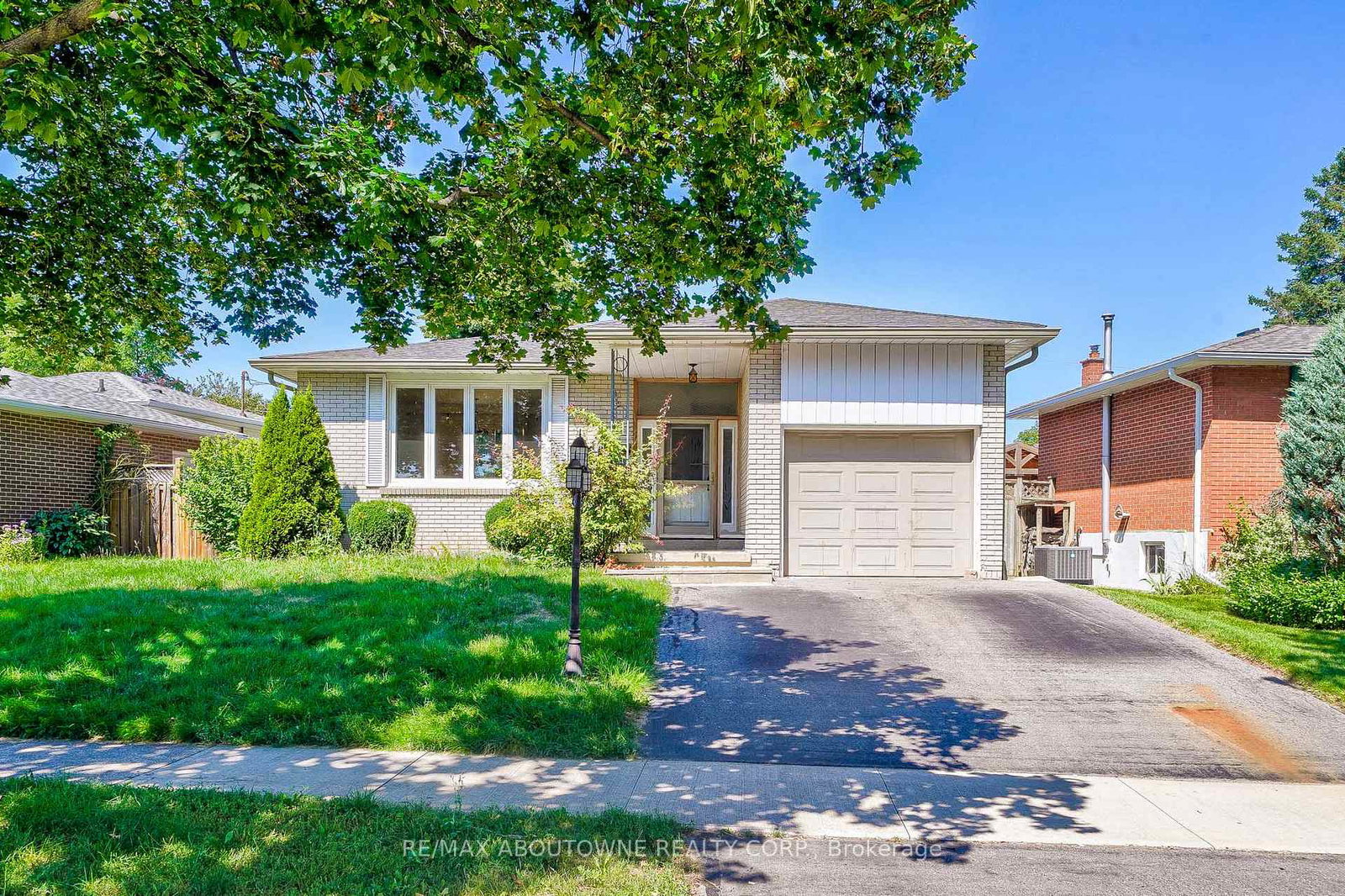 4395-longmoor-drive-burlington-ontario-w13798628