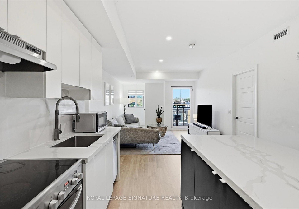 408-browns-line-toronto-etobicoke-ontario-w13798998