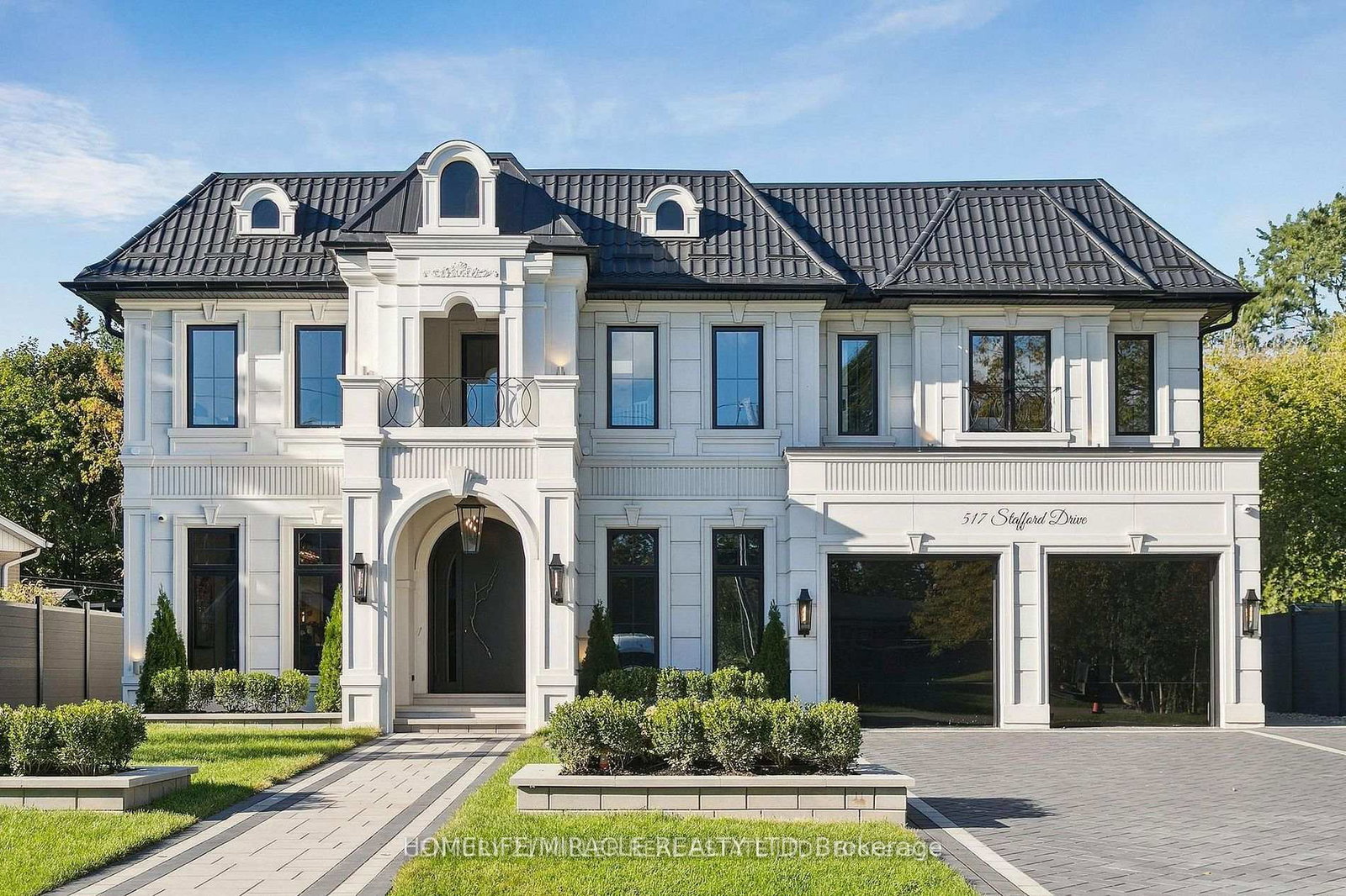 517-stafford-drive-oakville-ontario-w13799022