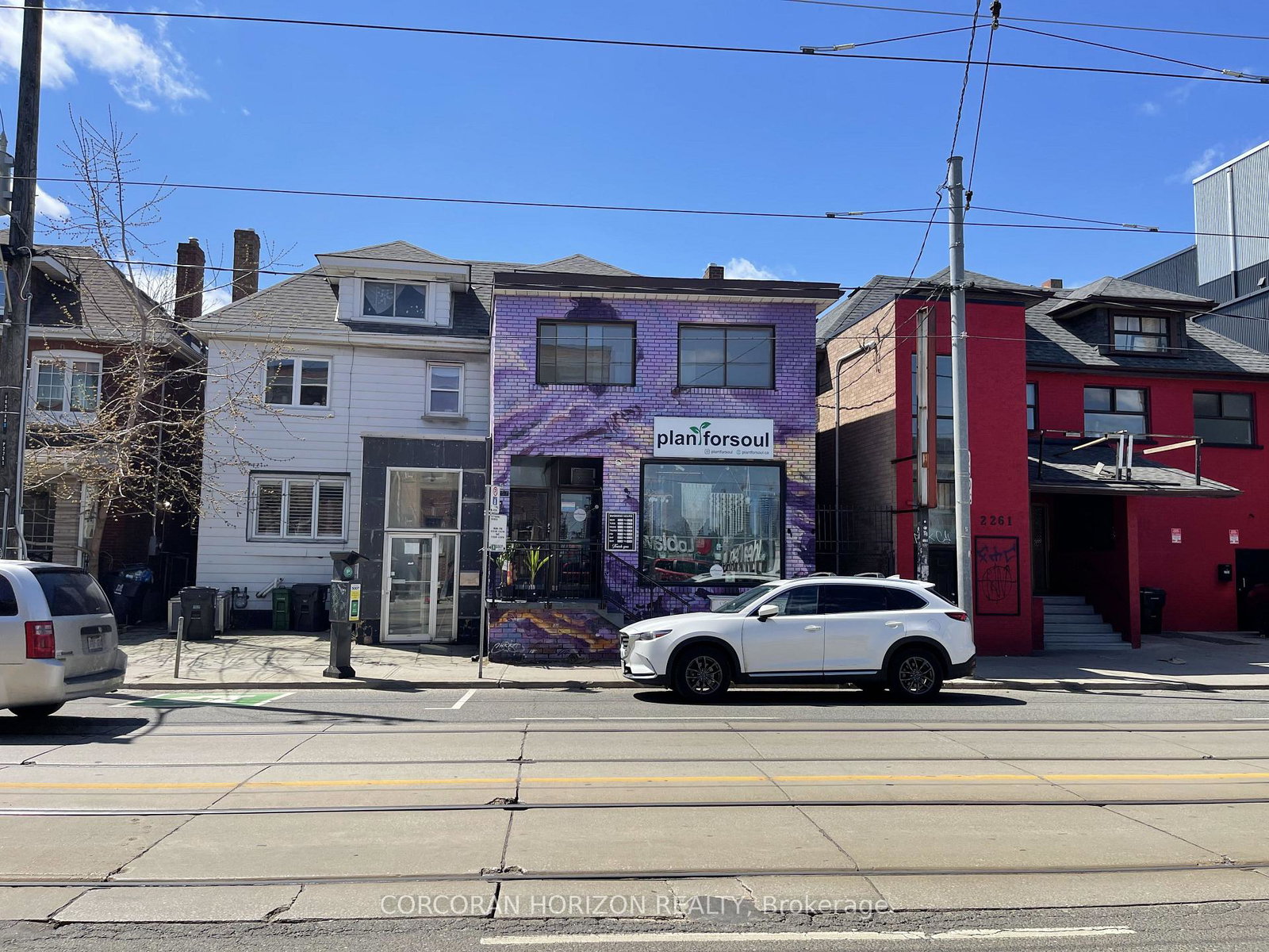 2257-dundas-street-w-toronto-toronto-ontario-w13799058