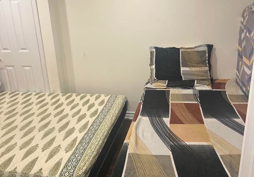 54-oranmore-crescent-brampton-ontario-w13799584