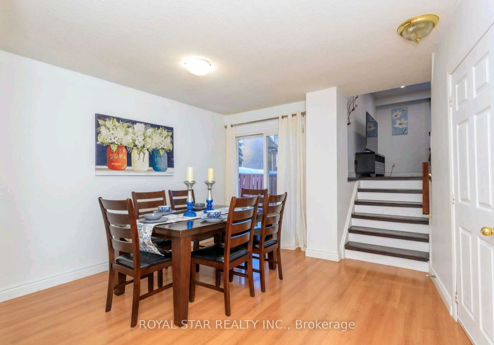 19-ashurst-crescent-n-brampton-ontario-w13799596
