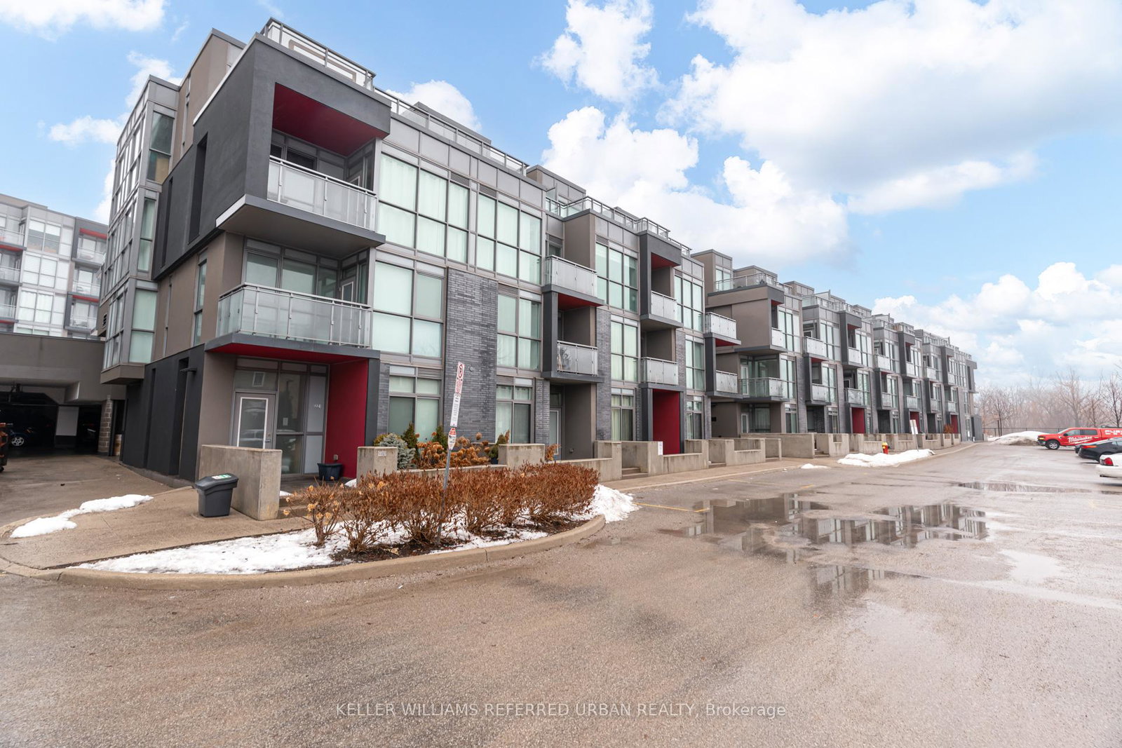 5260-dundas-street-n-burlington-ontario-w13799604