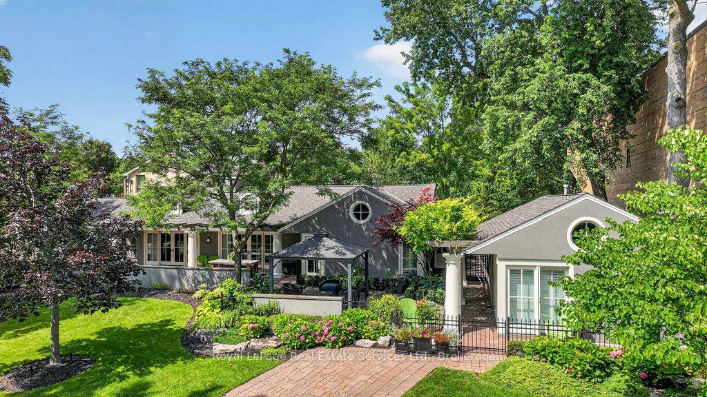 300-lake-promenade-toronto-etobicoke-ontario-w13799608