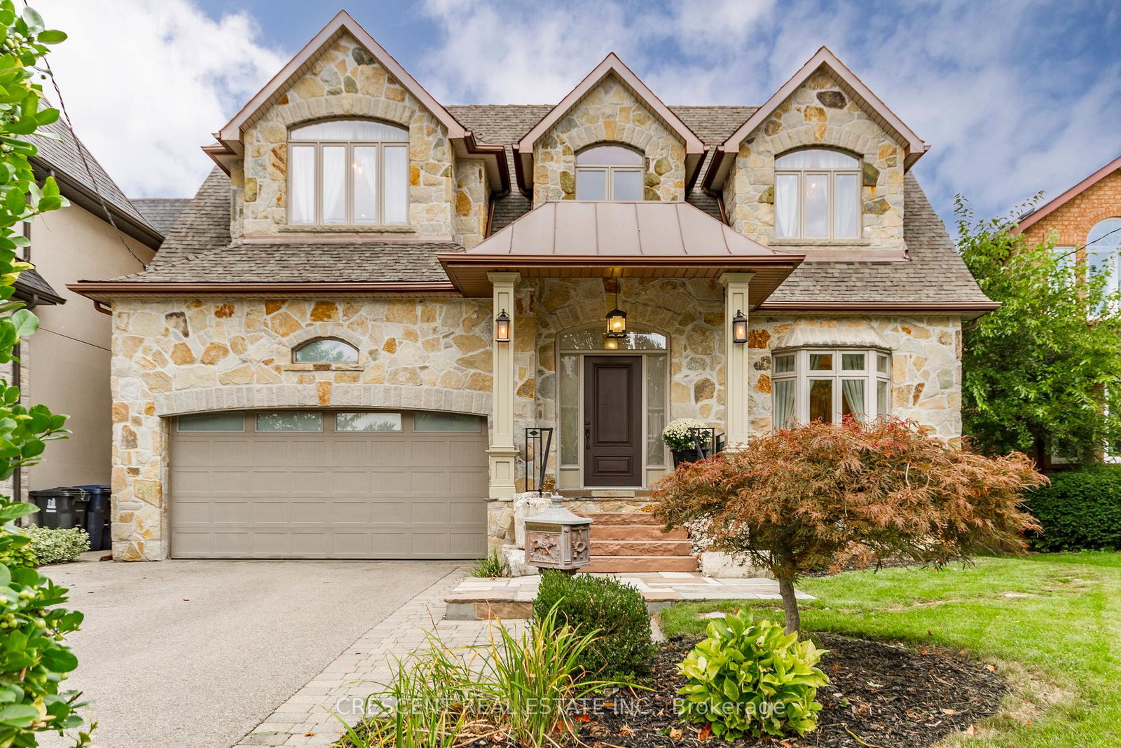 17-agar-crescent-toronto-etobicoke-ontario-w13799976