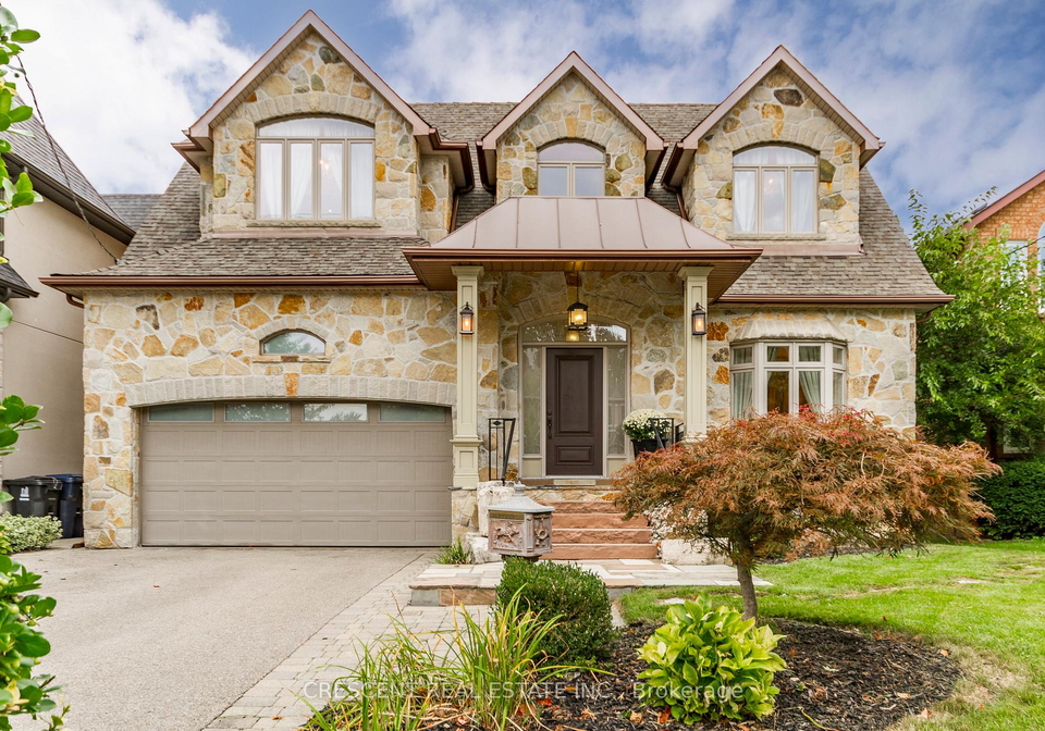 17-agar-crescent-toronto-etobicoke-ontario-w13799976