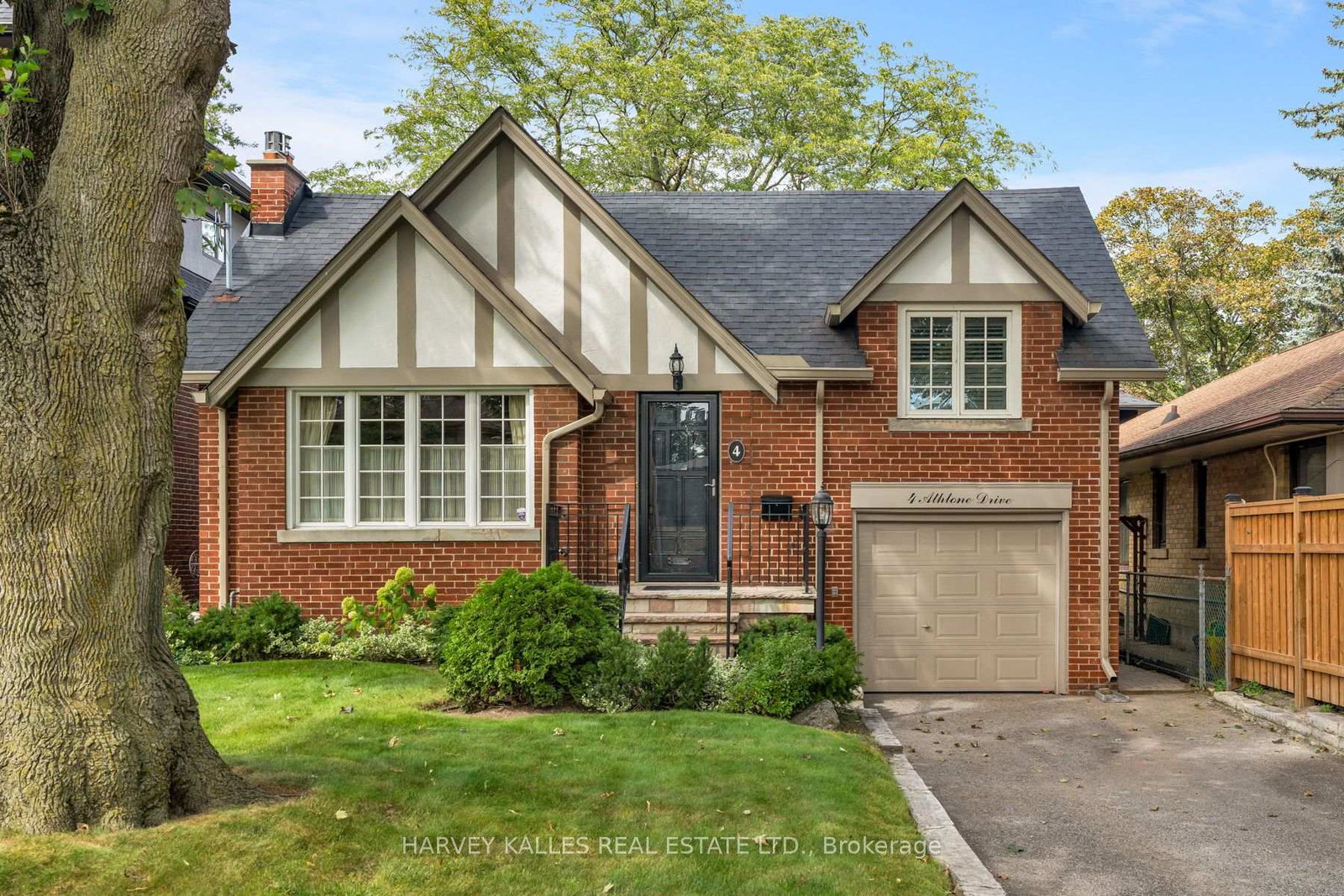 4-athlone-drive-toronto-etobicoke-ontario-w13800238