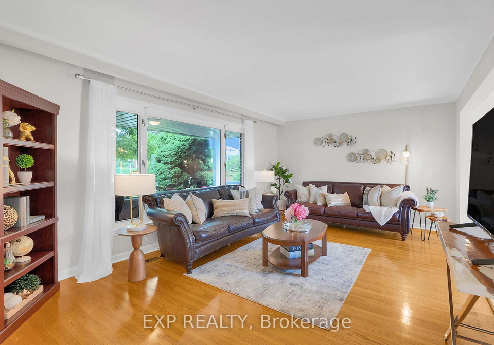 182-derrydown-road-toronto-york-ontario-w13800590
