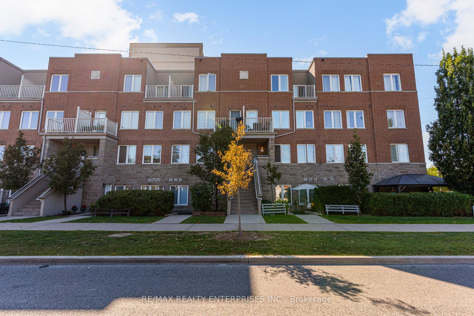 25-richgrove-drive-toronto-etobicoke-ontario-w13800726