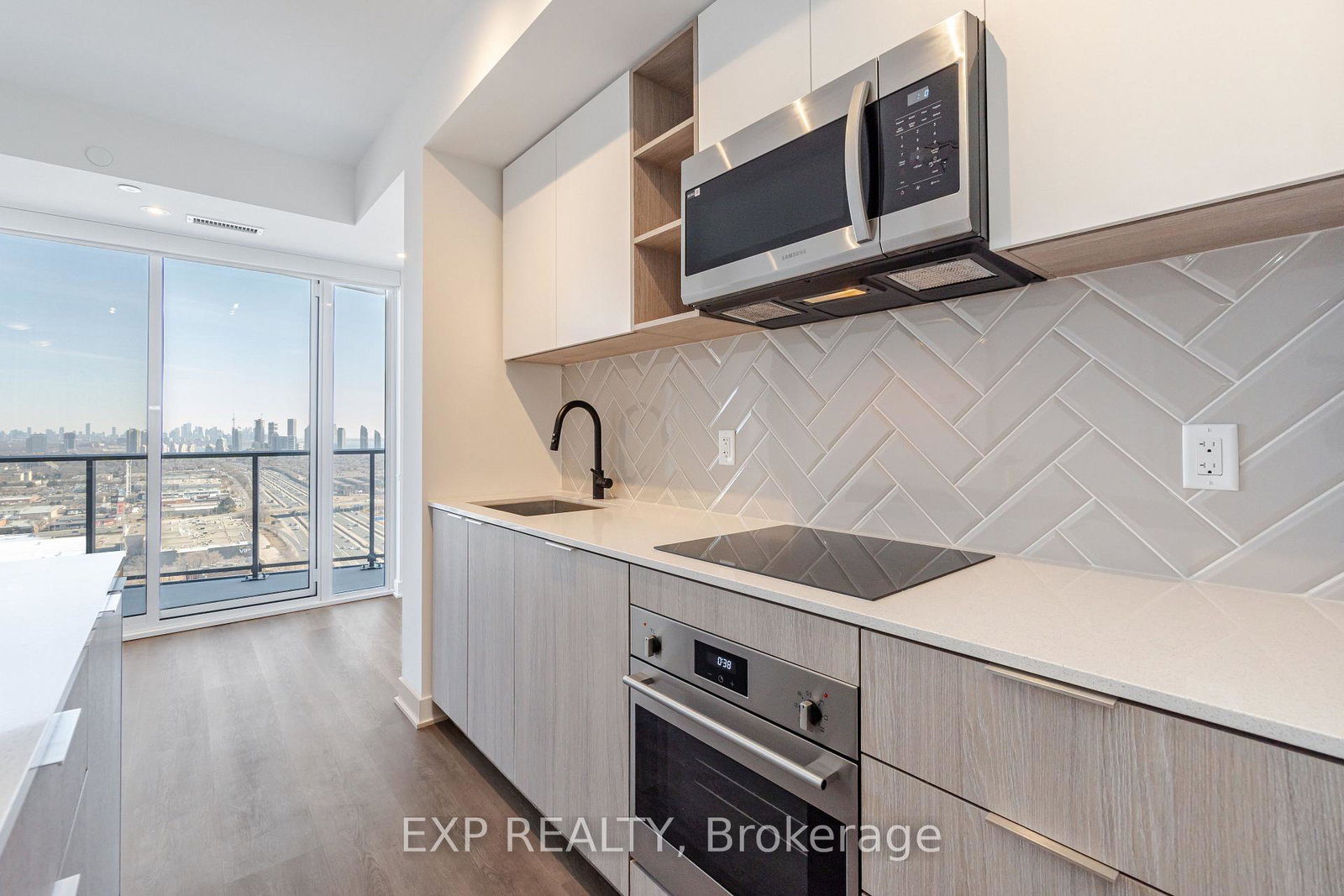 36-zorra-street-toronto-etobicoke-ontario-w13801130